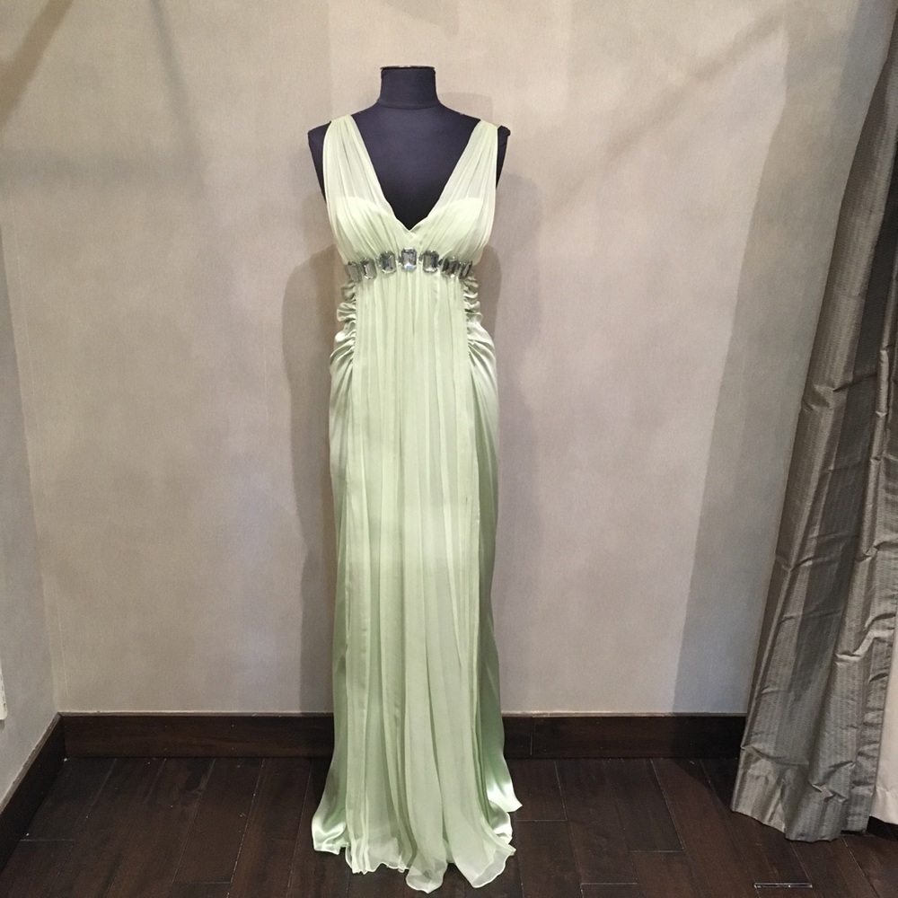 Mignon Size 10 Gown